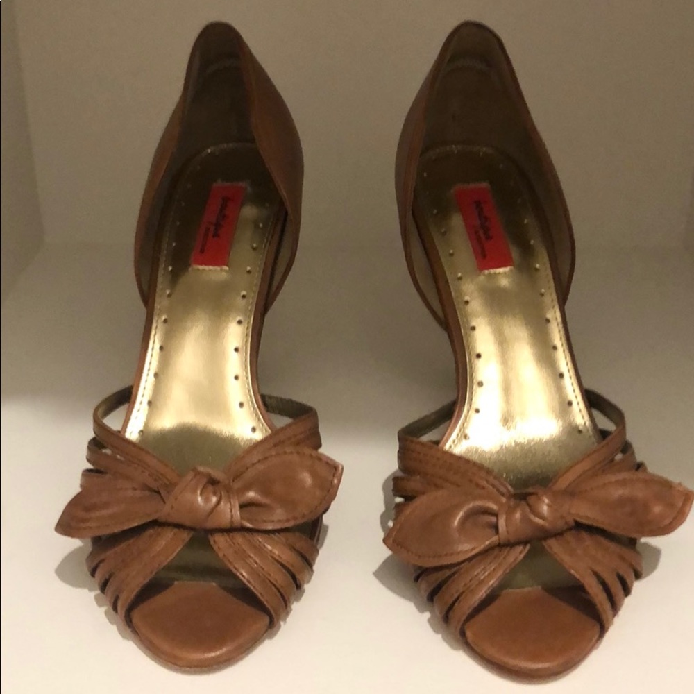 BRAND NEW!! Nordstrom Boutique Soft Brown Heels